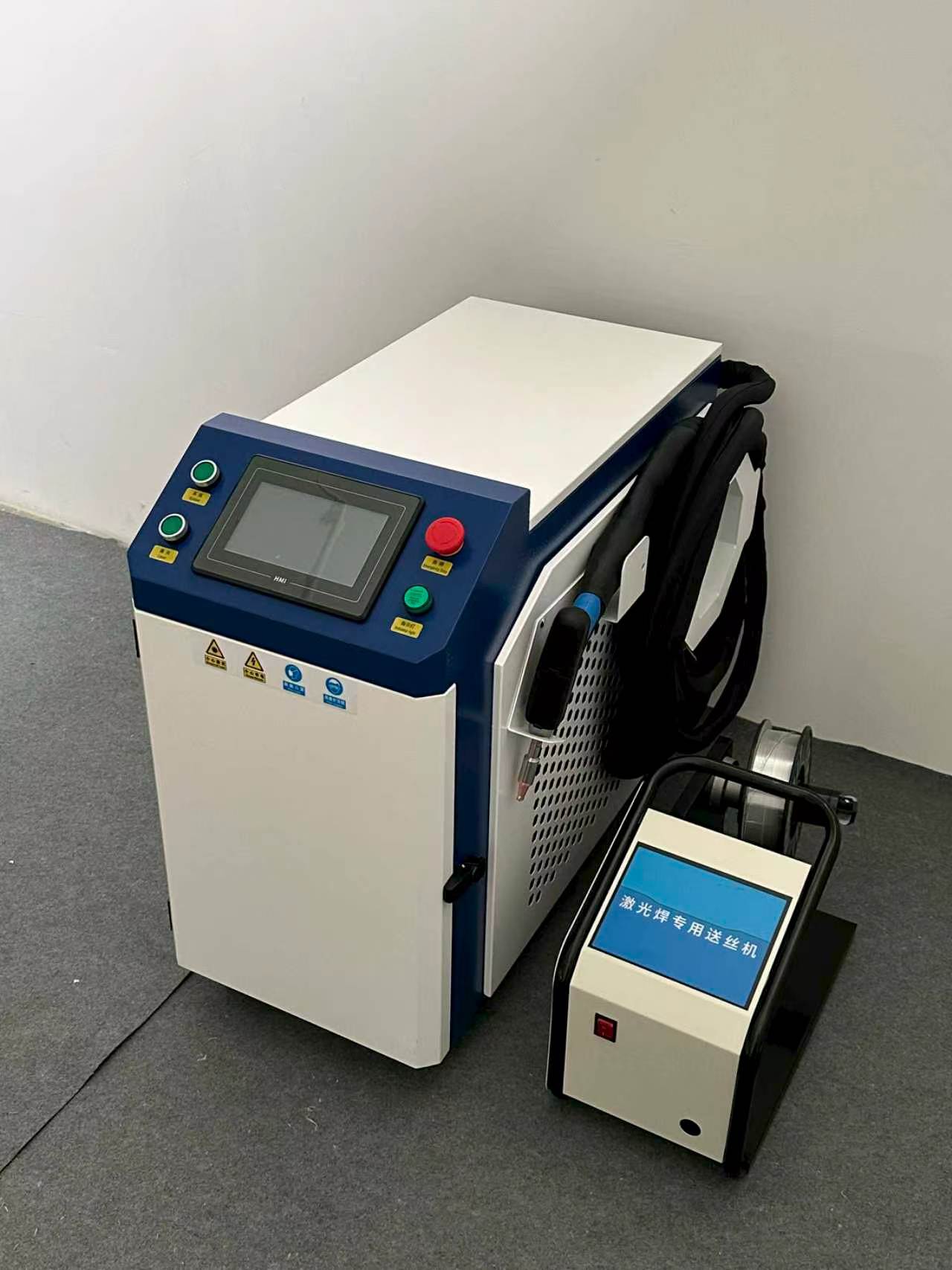 Neuer Typ wassergekühlter trag – Handheld Laser Welding Machine Bewertung und Preis